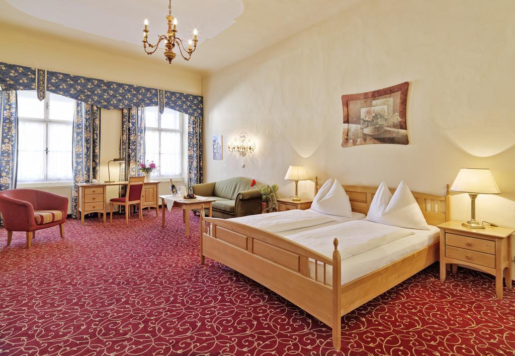 Hotel Mader Steyr Zewnętrze zdjęcie